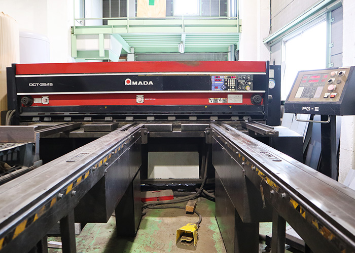 株式会社協伸製作所 シャーリング・マシン DCT2545